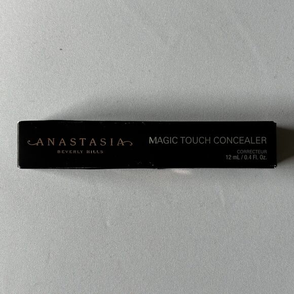 Anastasia ~ Magic Touch Concealer ~ #9 ~ 0.4 oz ~ NIB - Picture 1 of 4
